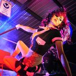 actiongirlsdiihannwaitressadark121.jpg